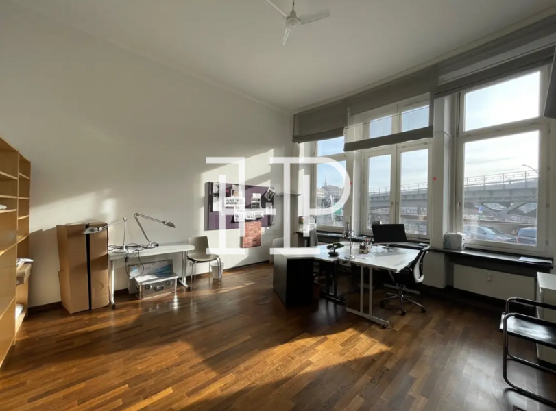 Büro Baumwall 3