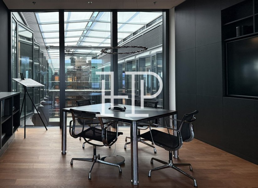 Office mit Innenhofblick