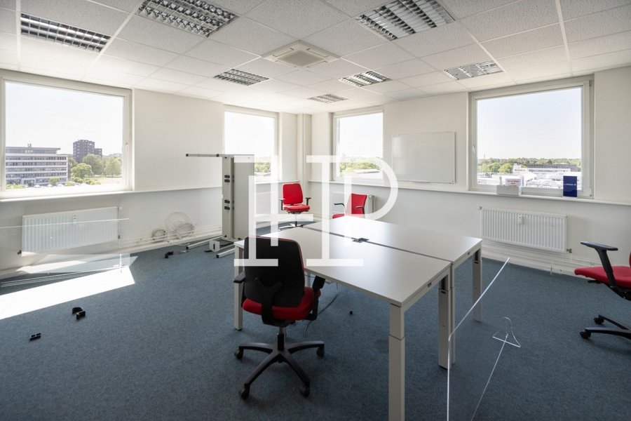 Büro 1