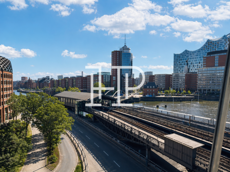 Balkon mit Speicherstadt-Blick