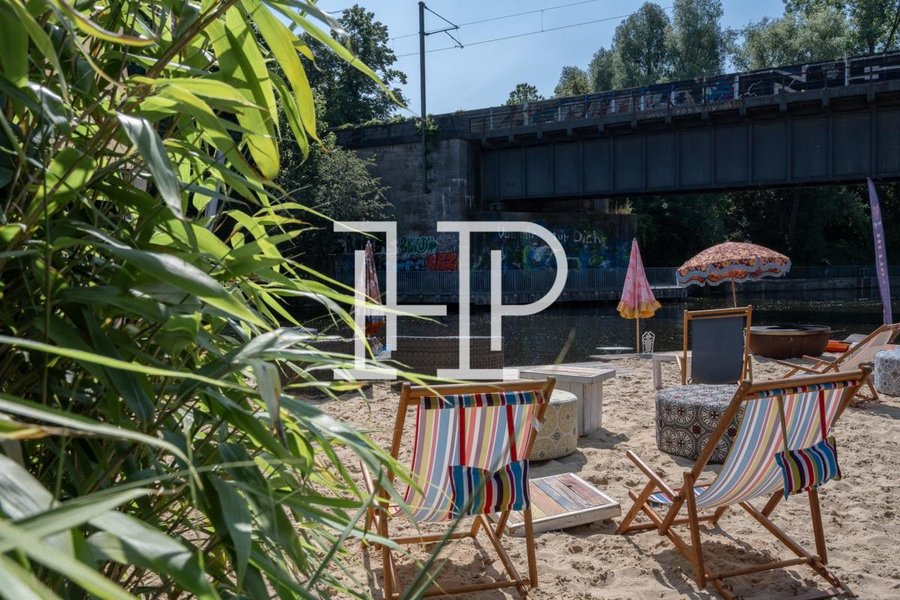 Beachclub vor der Tür