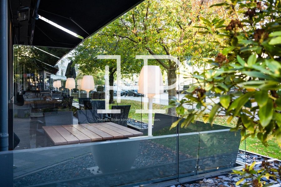 The George Hotel