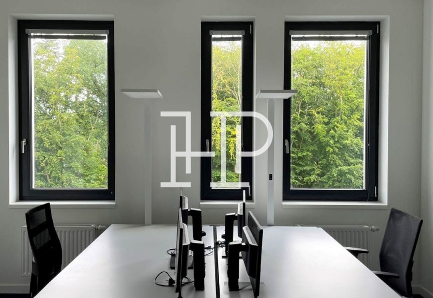 Doppelbüro
