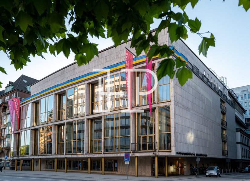 Staatsoper - direkt gegenüber